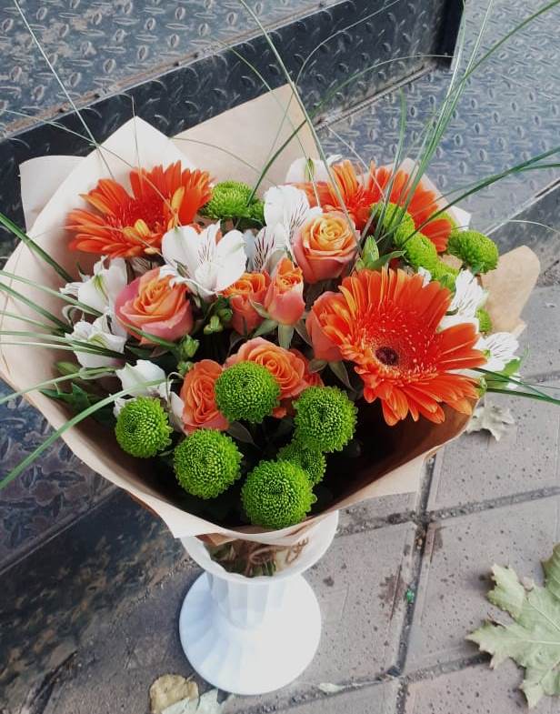 Букет цветов из: Герберы, Хризантемы, Альстромерии и Розы в Раменье