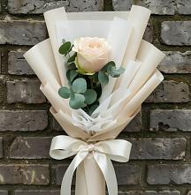 Букет цветов из:  Розы в Раменье