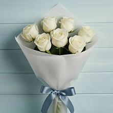 Букет 7 Белых роз Эдлесс Лав в Раменье