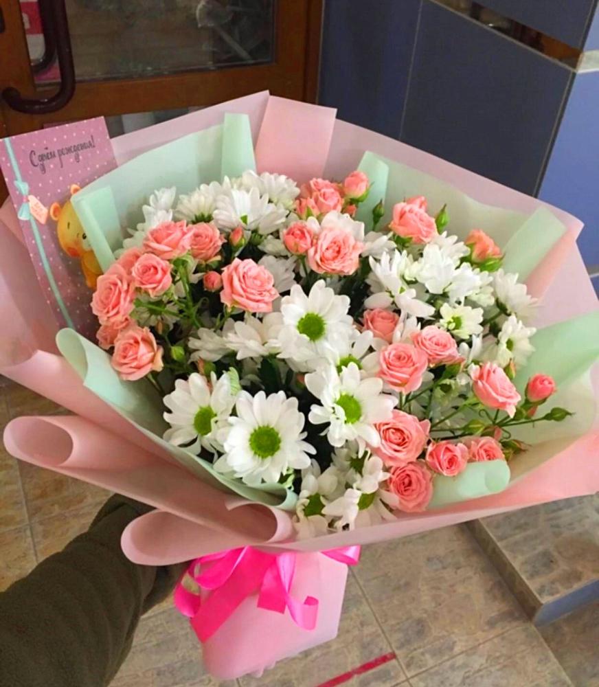 Букет цветов из: Розы и Хризантемы в Раменье