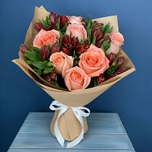 Букет цветов из:  Розы и Альстромерии в Раменье