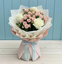 Букет цветов из:  Розы в Раменье