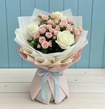 Букет цветов из:  Розы в Раменье