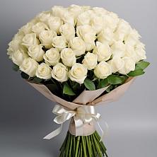 Букет 101 беля роза Белоснежка в Раменье