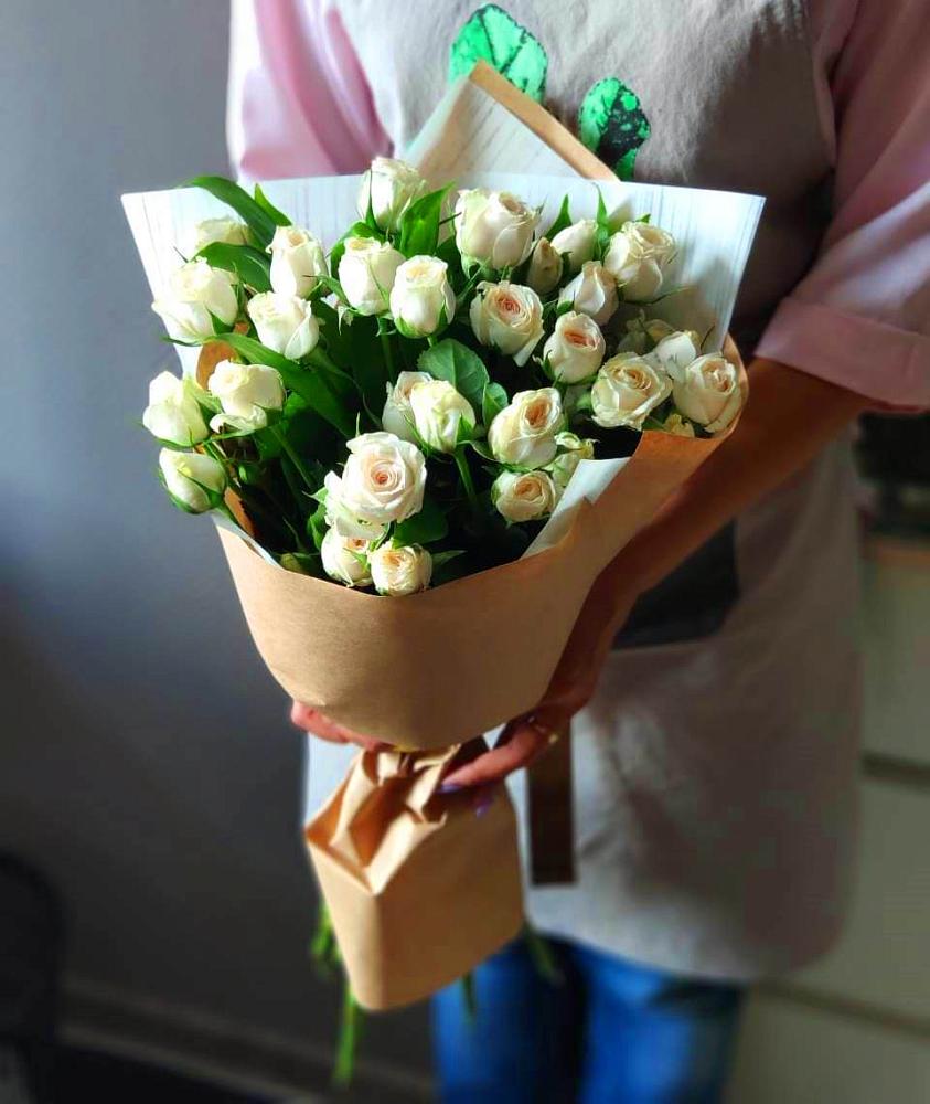 Букет цветов из: Розы в Раменье