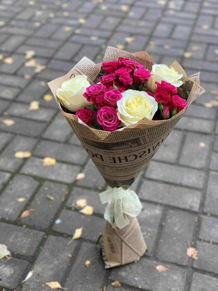 Букет цветов из: Розы в Раменье