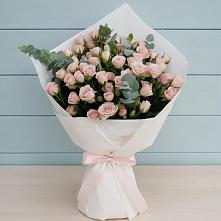 Букет цветов из:  Розы в Раменье
