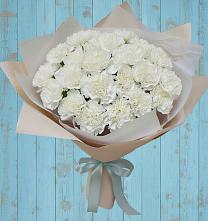 Букет цветов из:  Гвоздики в Раменье