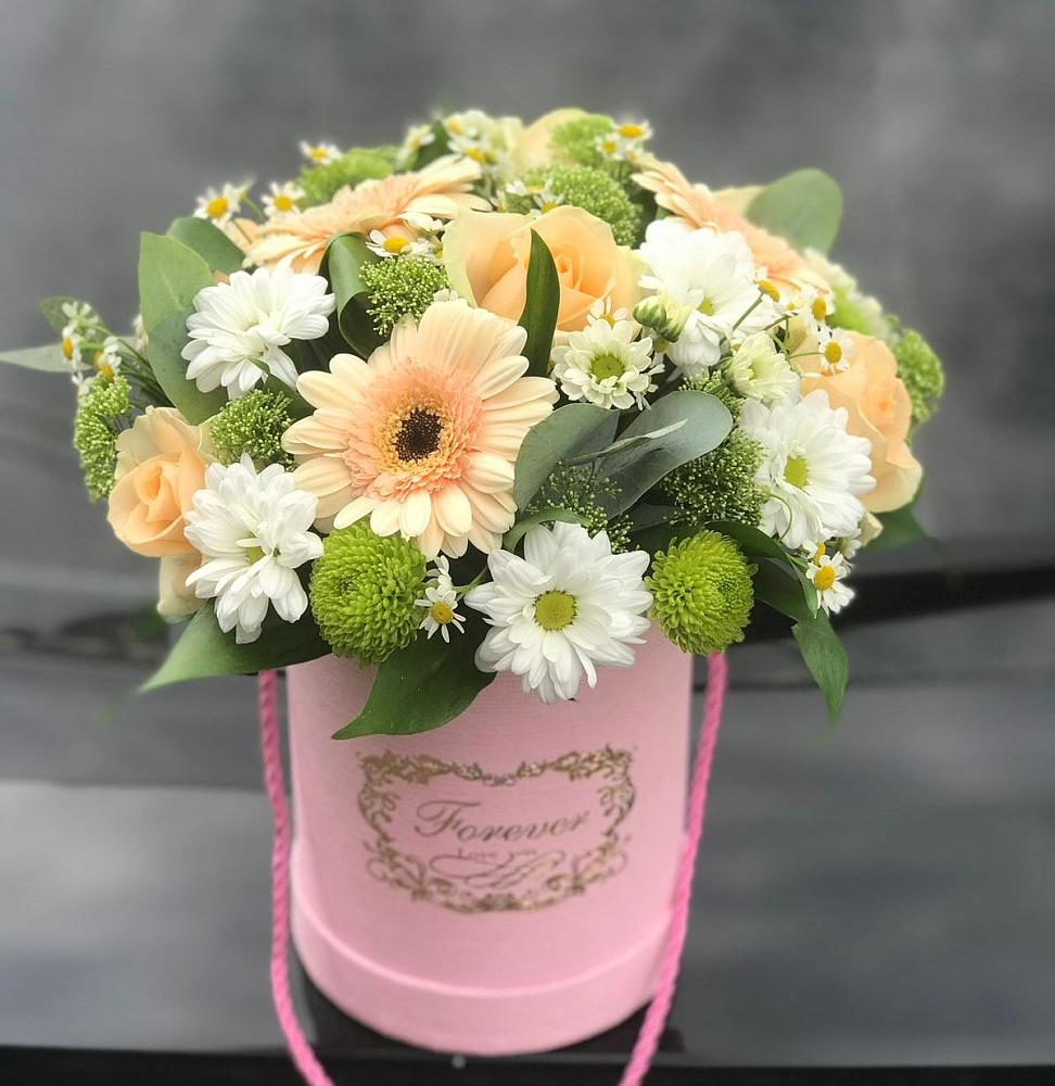 Цветочная композиция из Розы, Герберы и Хризантемы в шляпной коробке в Раменье